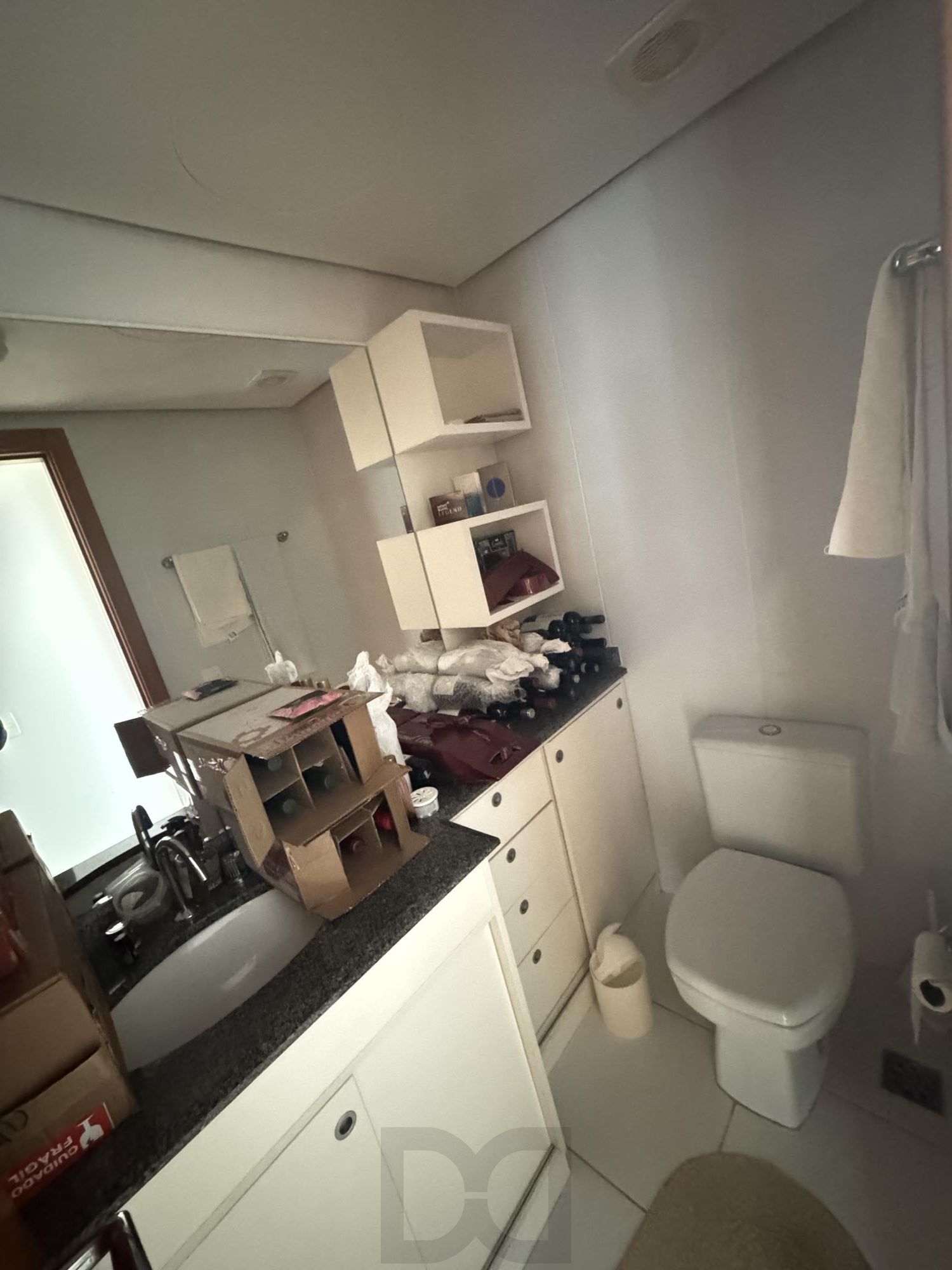 Oportunidade Imperdível! Apartamento de 2 Quartos e garagem na Cidade Baixa, Porto Alegre! — foto 12
