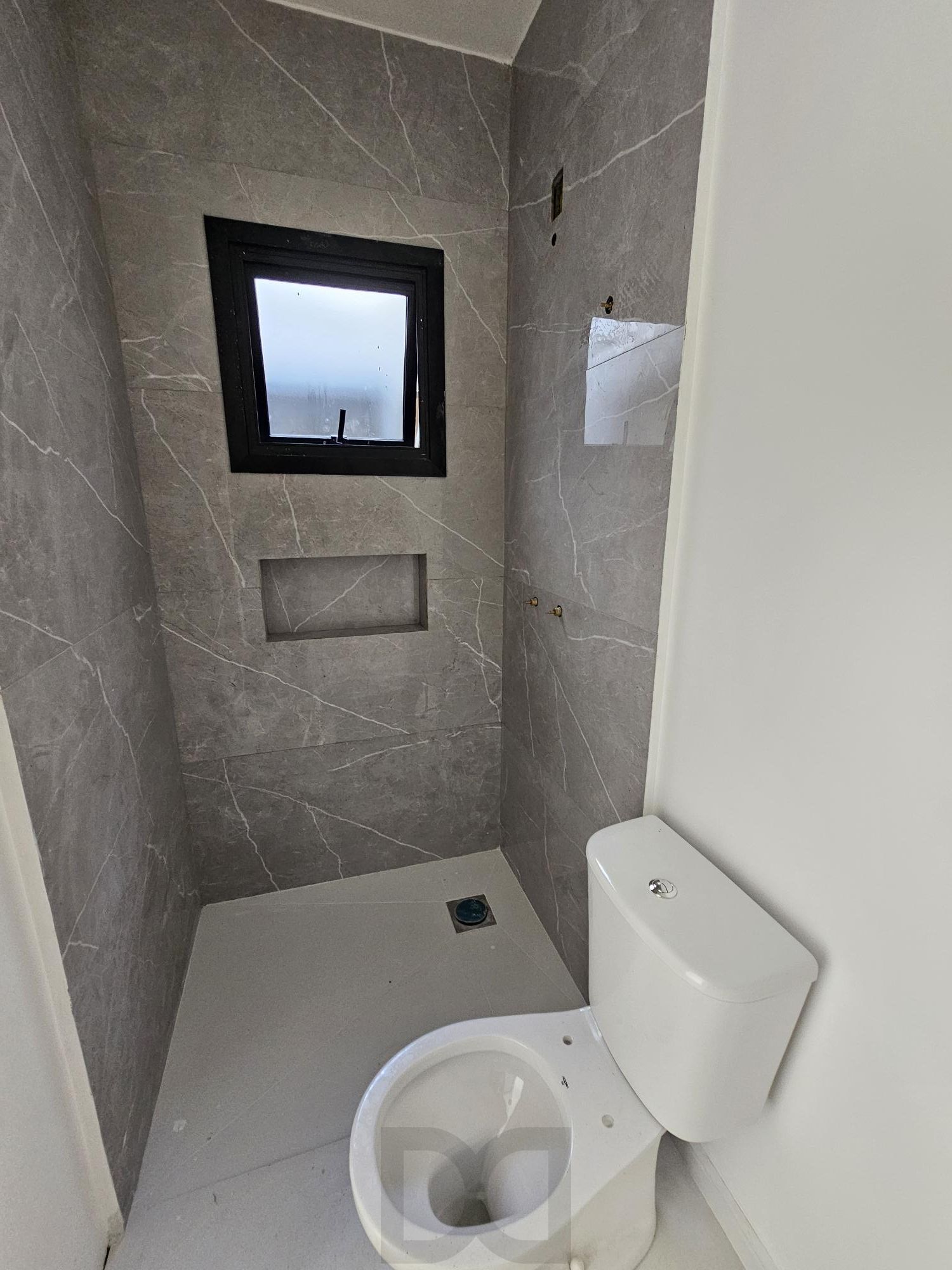 Casa térrea 3 dormitórios nova no Residencial Hipica Boulevard no bairro Hípica, próximo a Escola Cesi e Desco Atadado ! — foto 4
