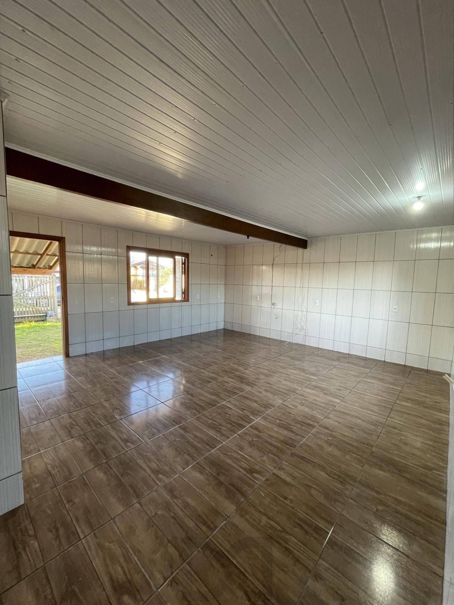Excelente casa térrea com pátio e vaga para 2 carros! — foto 5