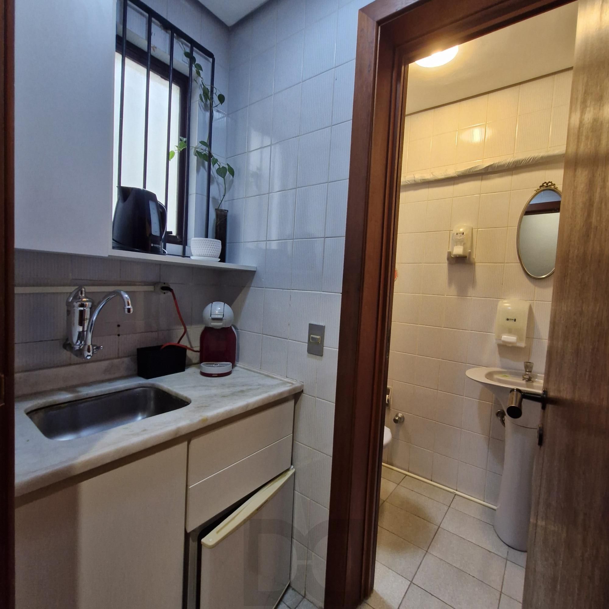 Excelente sala comercial na Rua Cel. Bordini, Auxiliadora, Porto Alegre. — foto 20