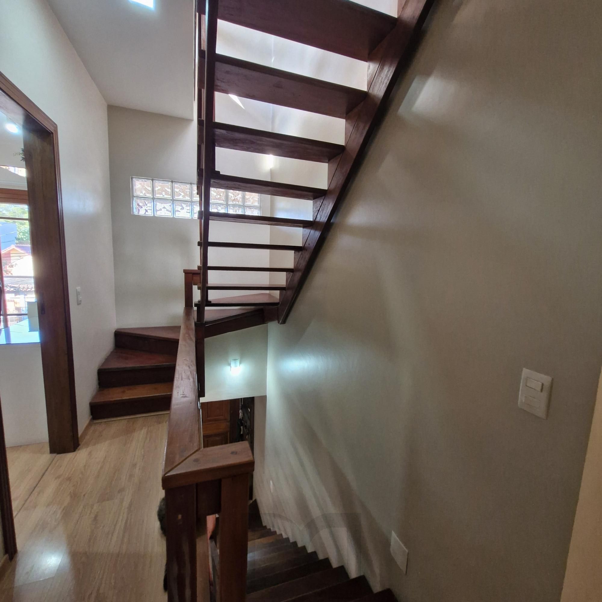 Excelente Sobrado no Jardim Itú Sabará com quatro Dormitórios sendo três Suites. — foto 21