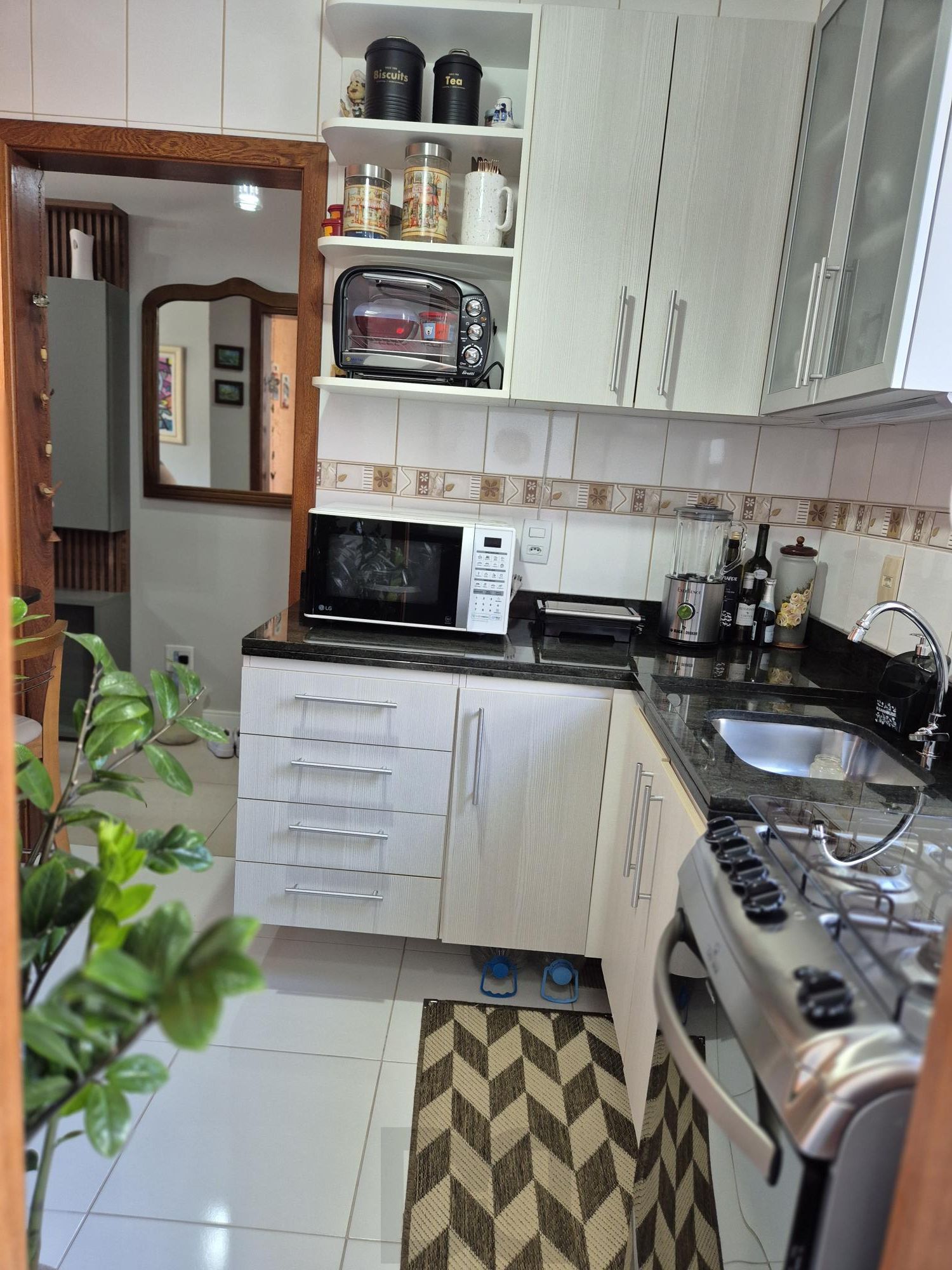 APARTAMENTO COM SUITE NO CONDOMÍNIO EDIFÍCIO MARQUES DE OLINDA — foto 8