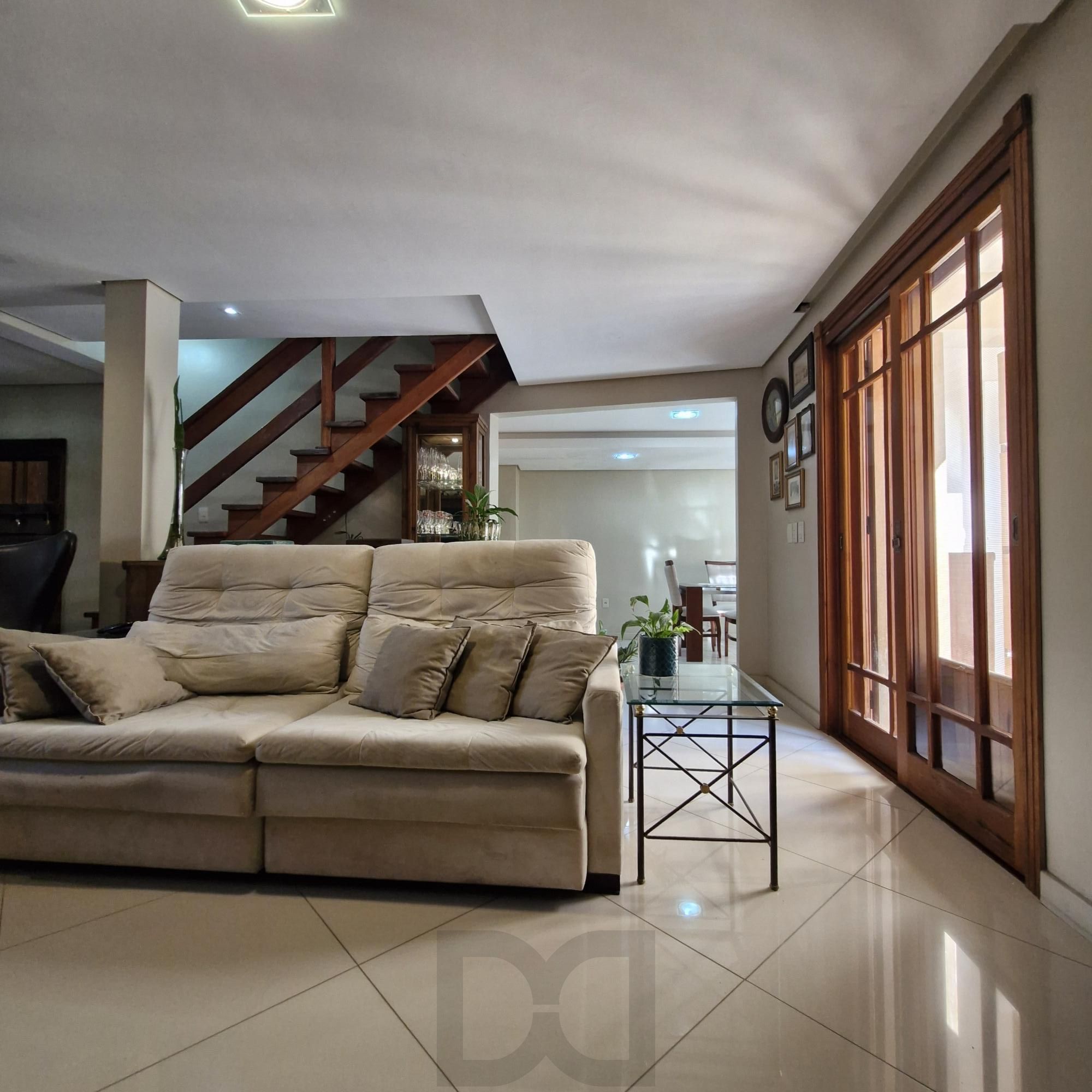 Excelente Sobrado no Jardim Itú Sabará com quatro Dormitórios sendo três Suites. — foto 18