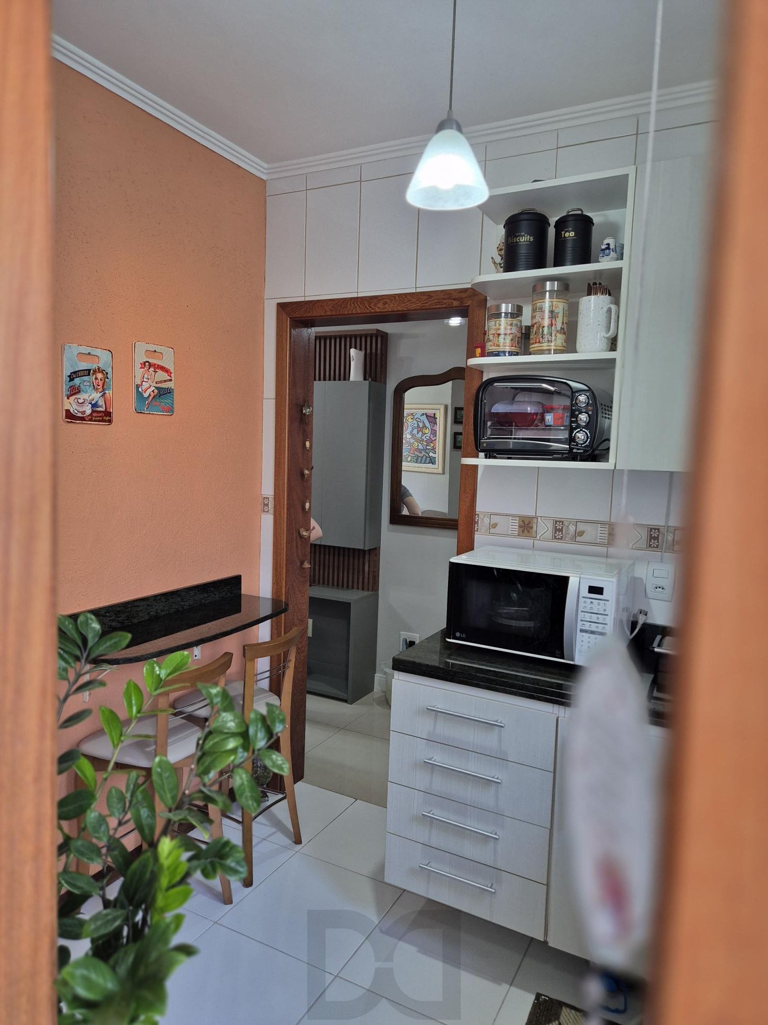 APARTAMENTO COM SUITE NO CONDOMÍNIO EDIFÍCIO MARQUES DE OLINDA — foto 9