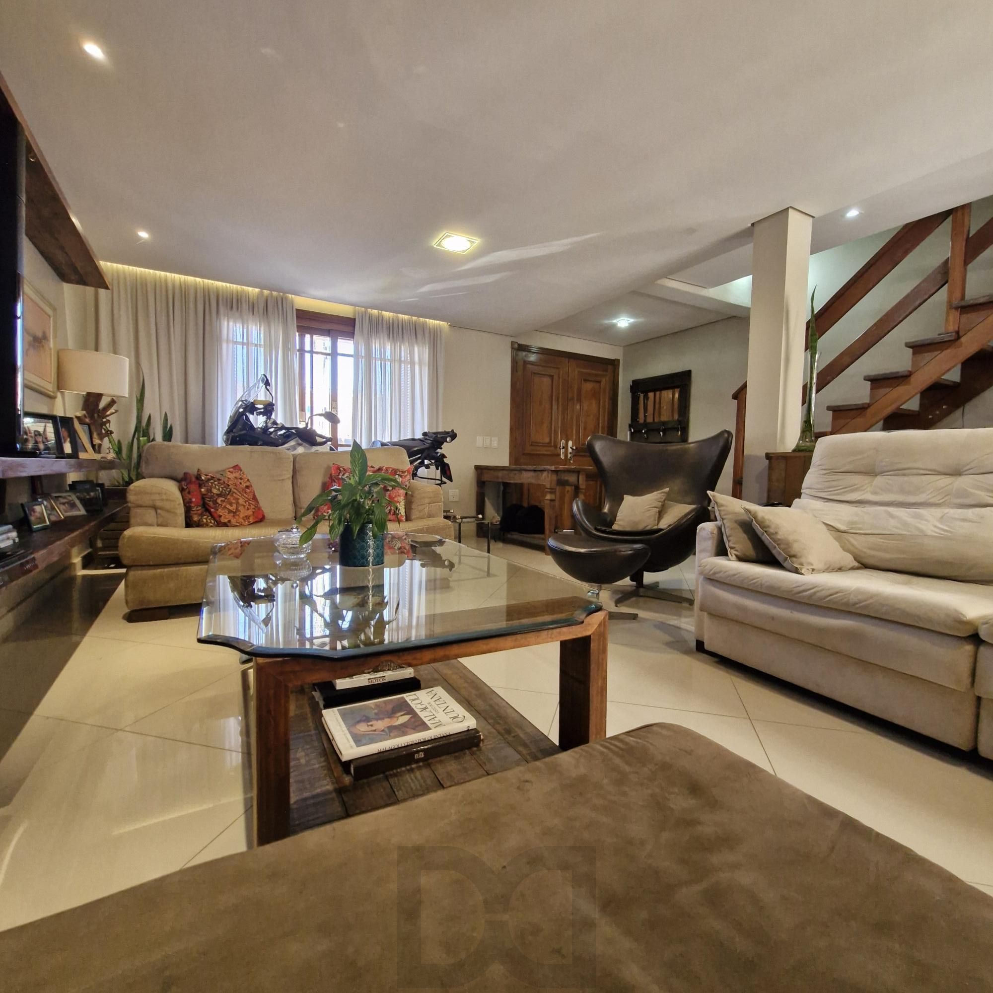 Excelente Sobrado no Jardim Itú Sabará com quatro Dormitórios sendo três Suites. — foto 17
