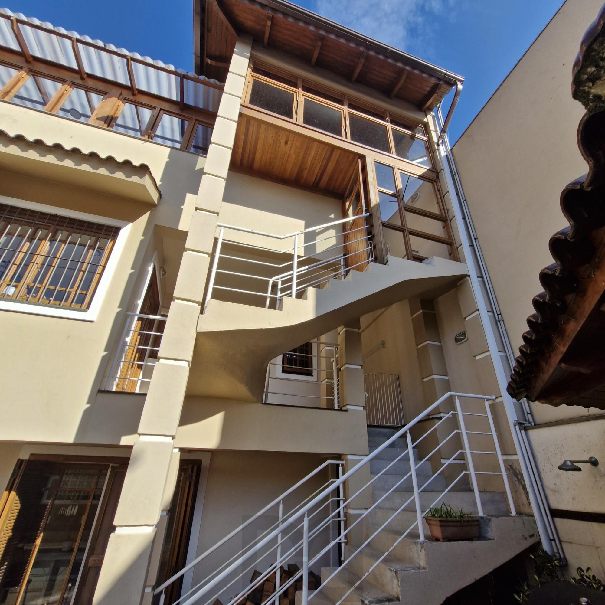 Excelente Sobrado no Jardim Itú Sabará com quatro Dormitórios sendo três Suites. — foto 6
