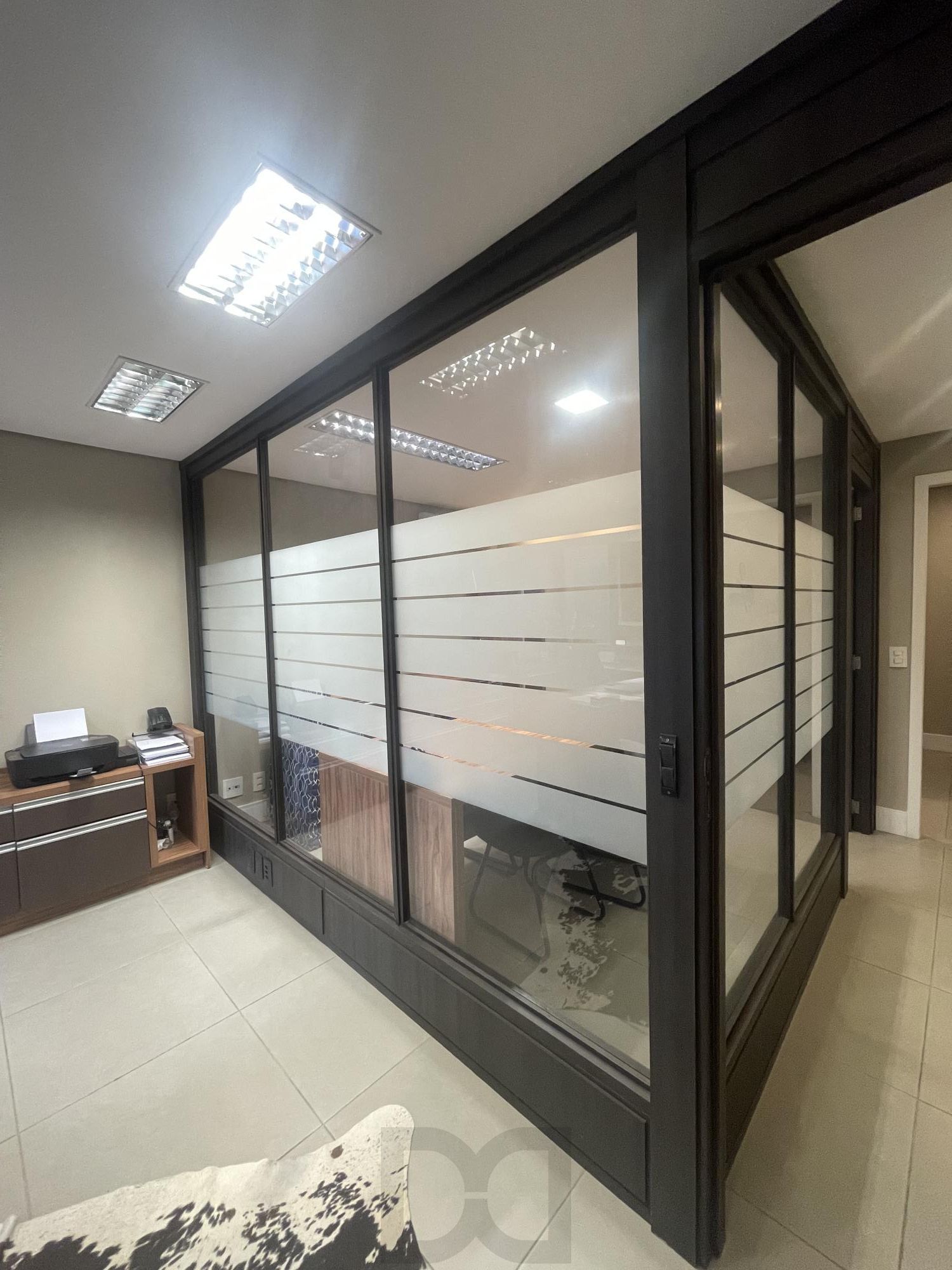 Ampla sala comercial com vaga de garagem escriturada — foto 20