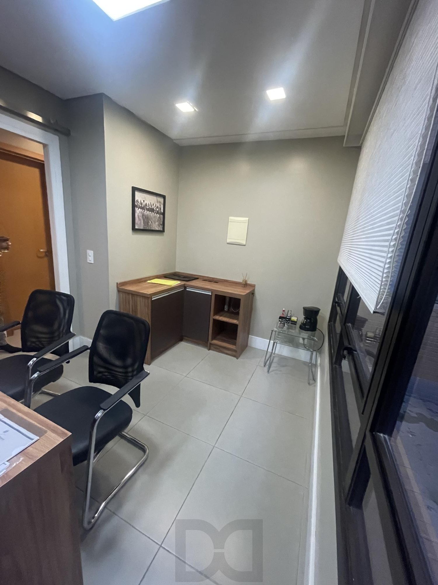 Ampla sala comercial com vaga de garagem escriturada — foto 29