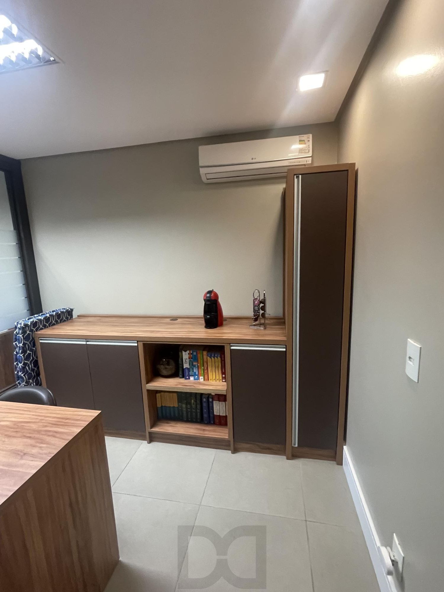 Ampla sala comercial com vaga de garagem escriturada — foto 36