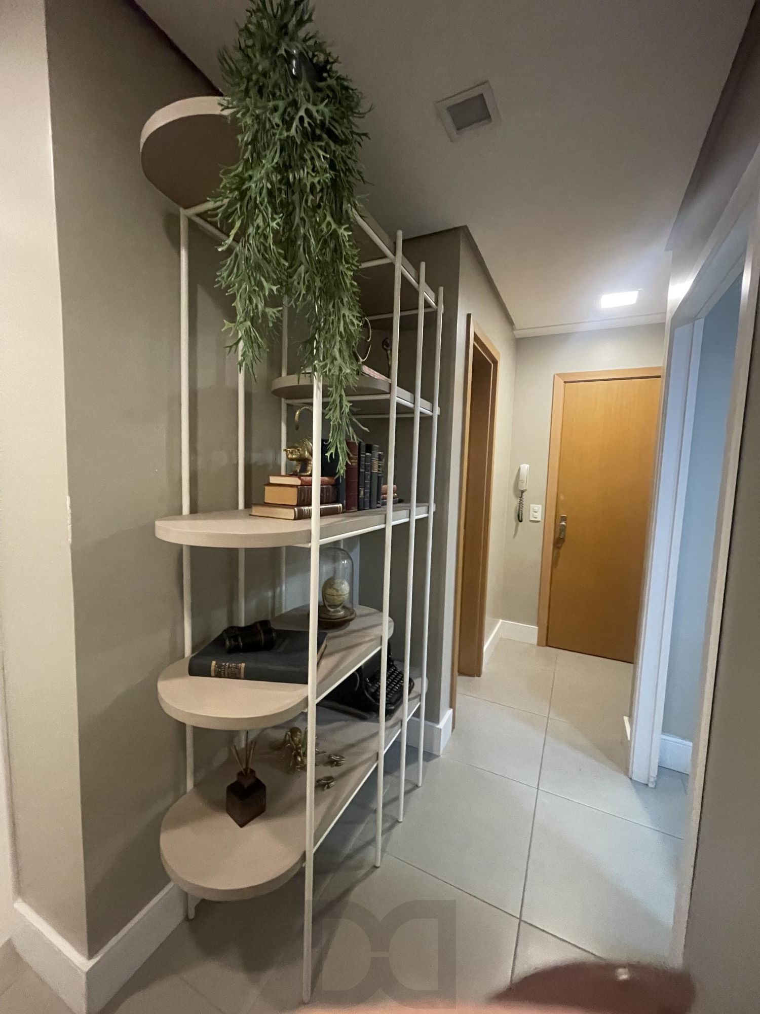 Ampla sala comercial com vaga de garagem escriturada — foto 17