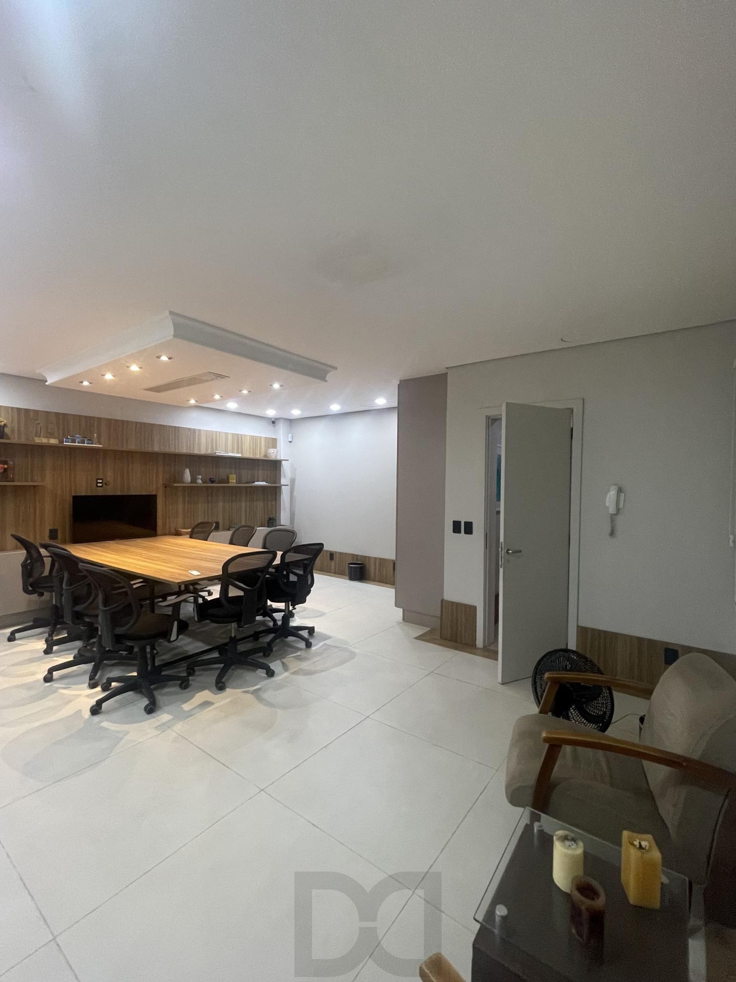 Ampla sala comercial com vaga de garagem escriturada — foto 10