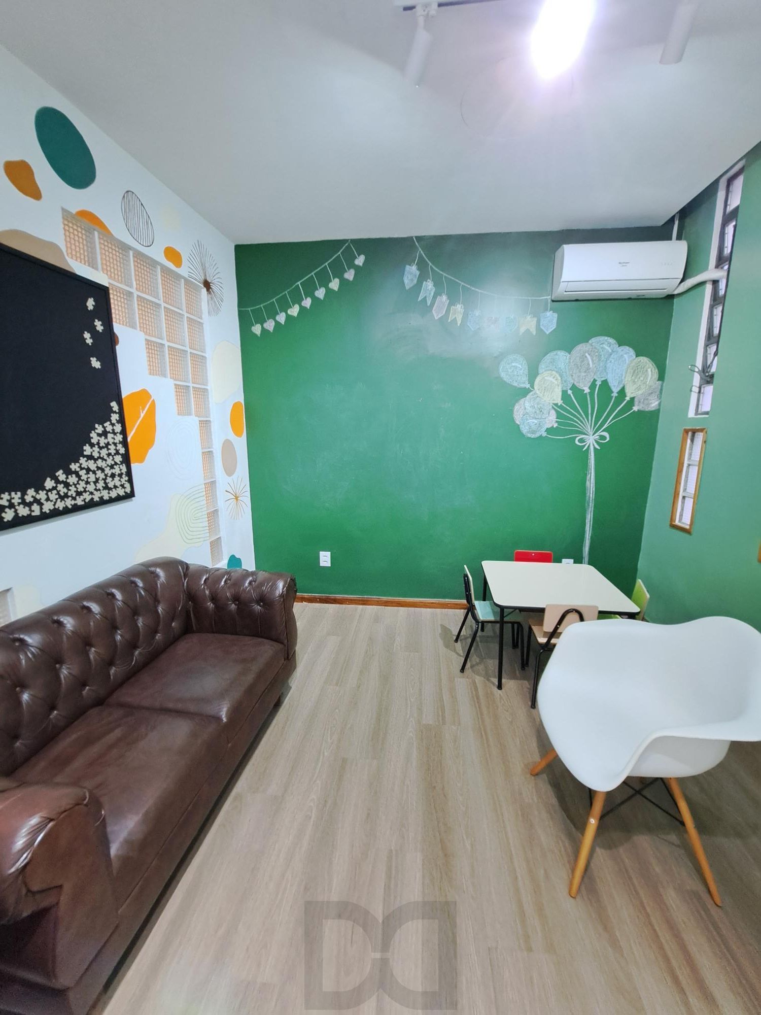 Sala/Loja montada para atendimento no Bom fim — foto 39
