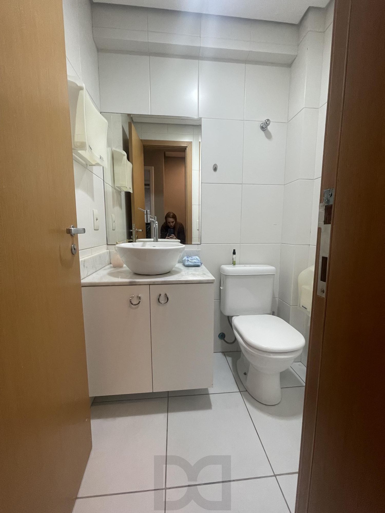 Ampla sala comercial com vaga de garagem escriturada — foto 24