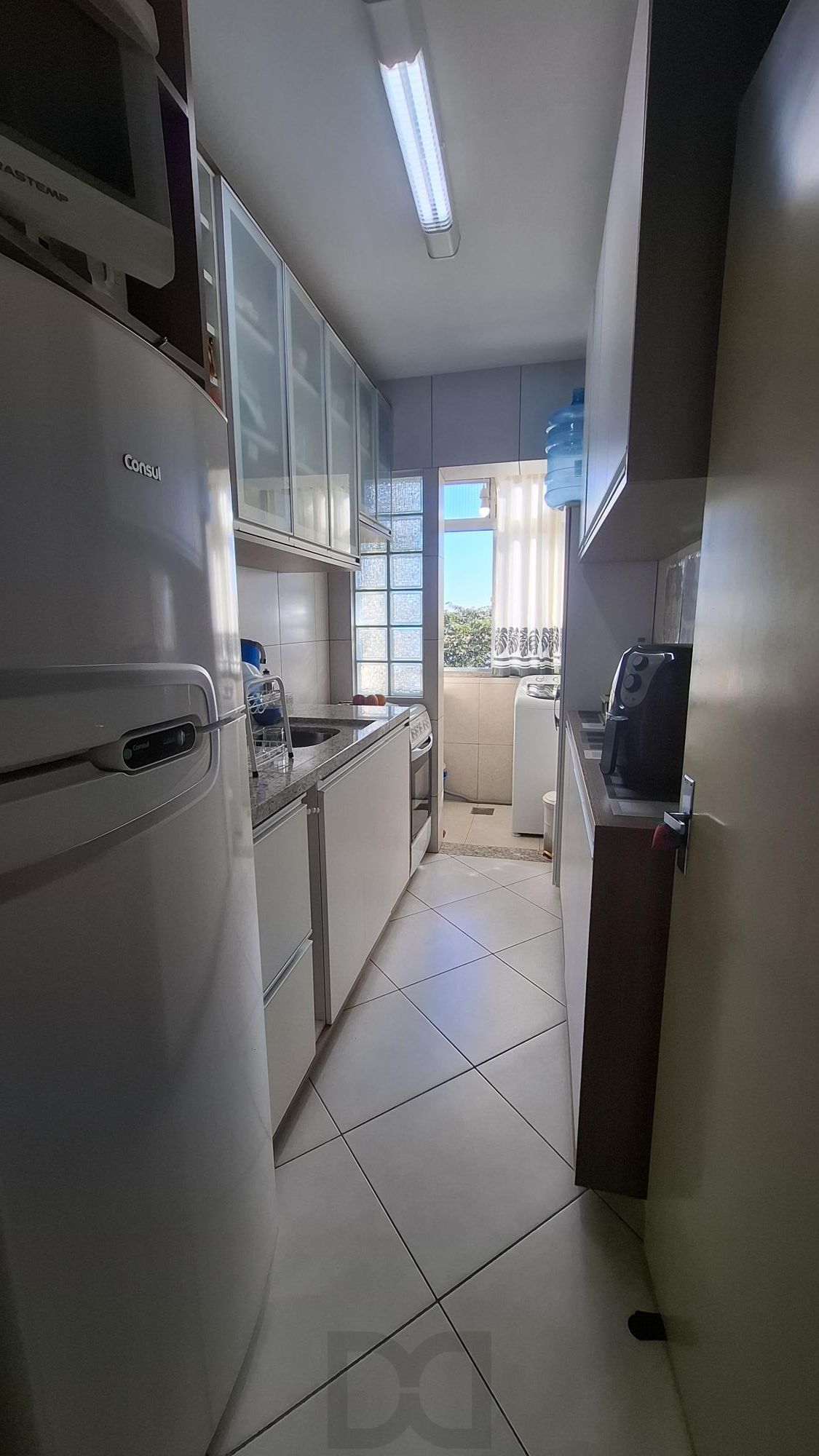 Apartamento 1 dormitório sala 2 ambientes garagem fechada ensolarado com vista — foto 13