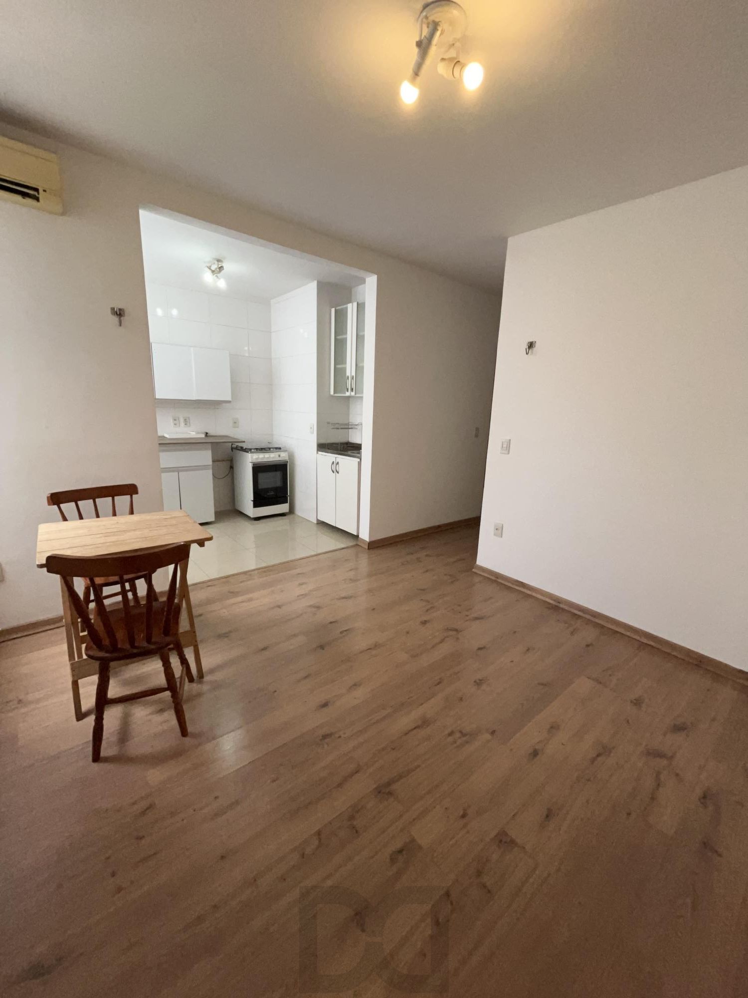 Apartamento de 2 quartos no bairro Cidade Baixa em Porto Alegre — foto 1