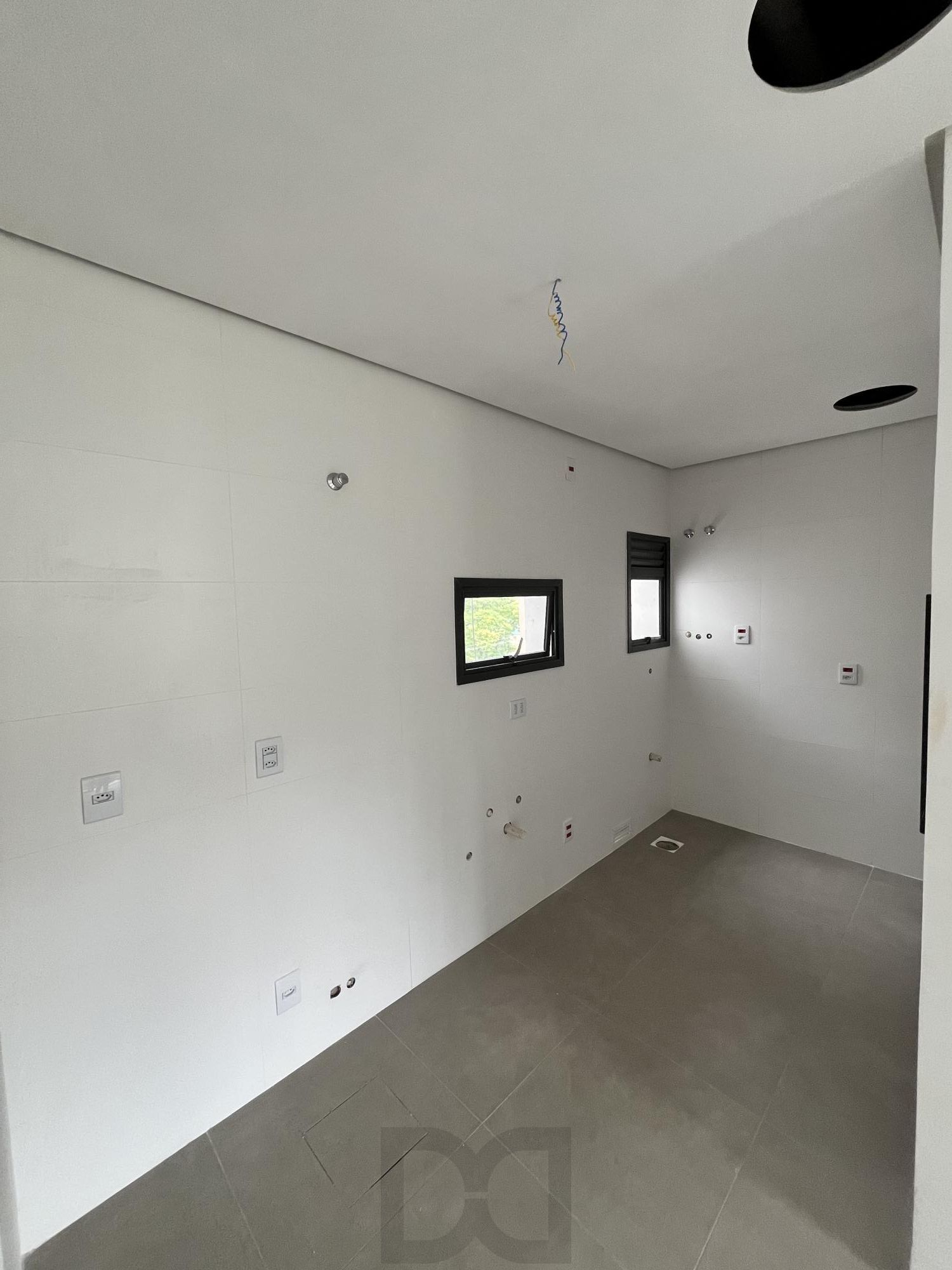 Apartamento de 2 quartos, suite, churrasqueira e 2 vagas — foto 13