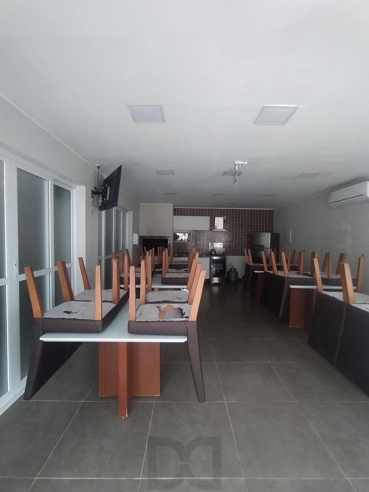 Um pedacinho do interior dentro de Porto Alegre - 2dorm com Pátio Gigante — foto 20