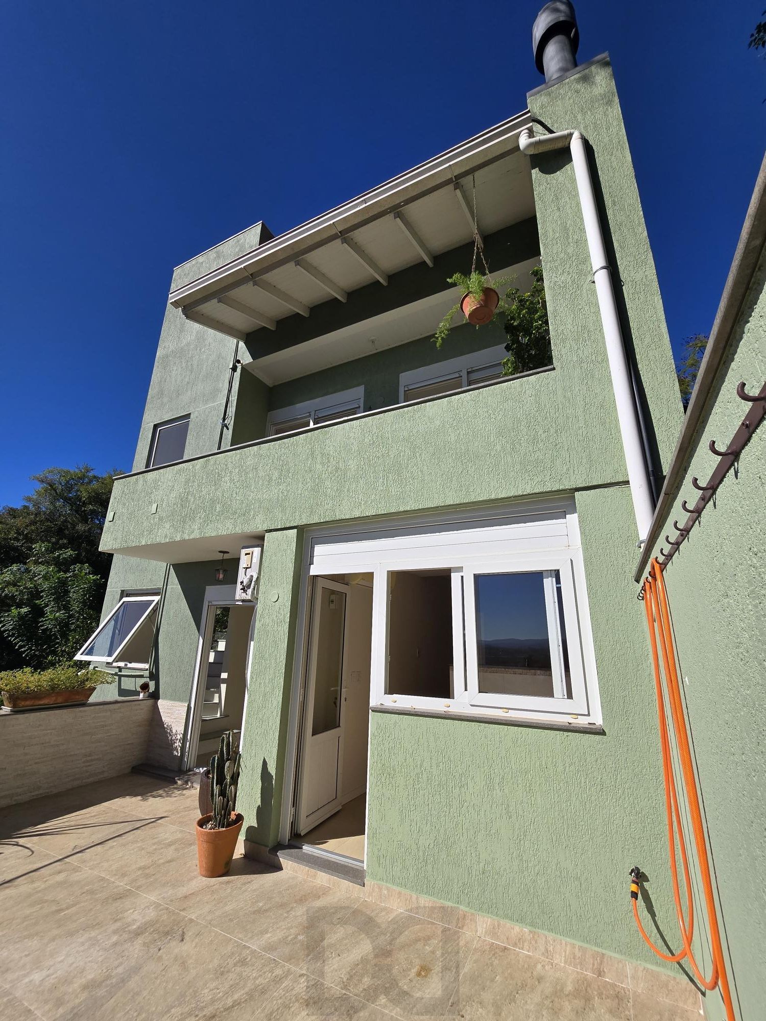 Casa 3 dormitórios, 1 suíte, 4 vagas 210 m² privativos no Belém Novo. — foto 25