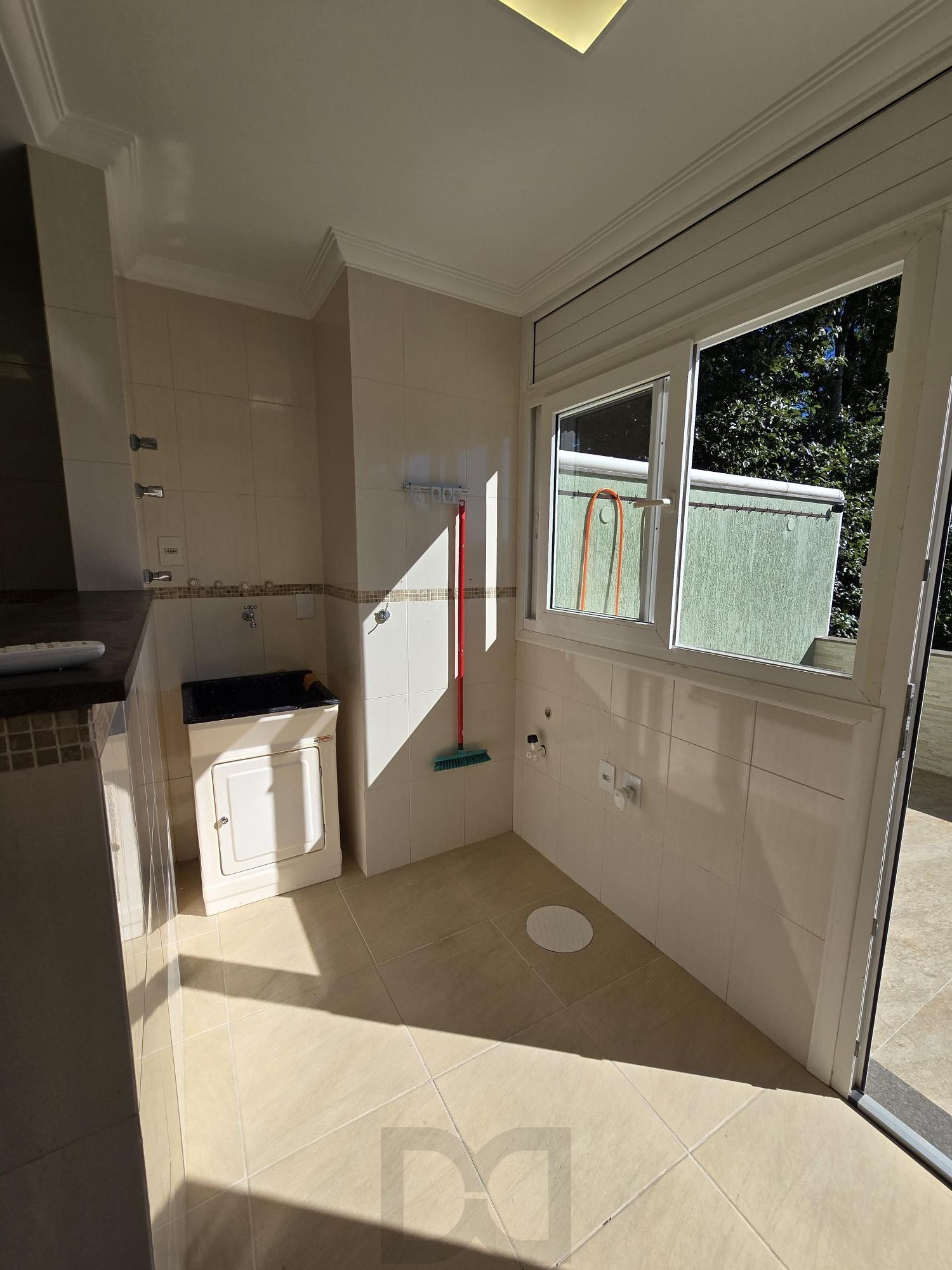 Casa 3 dormitórios, 1 suíte, 4 vagas 210 m² privativos no Belém Novo. — foto 21