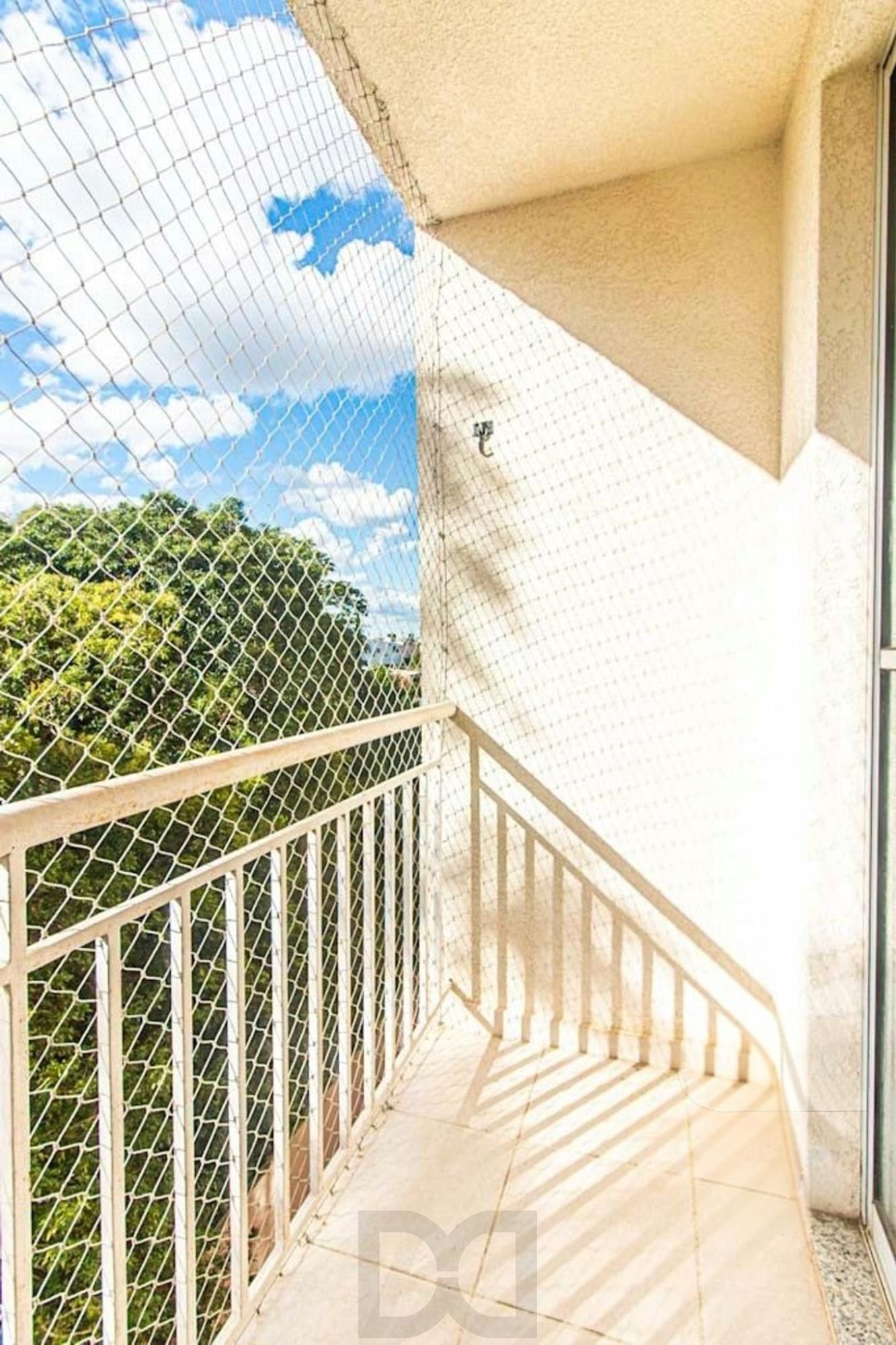 Apartamento à venda com 2 dormitórios, sacada e vaga no Morro Santana. — foto 3