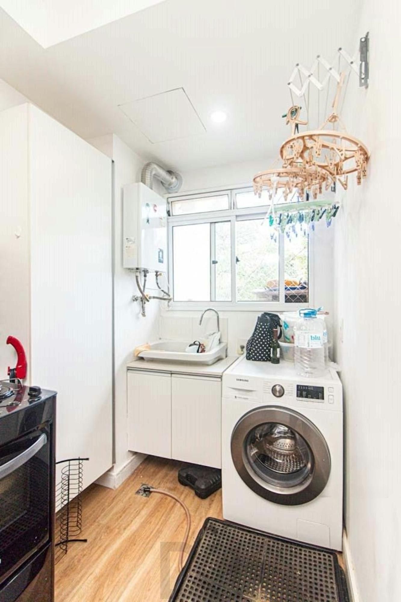 Apartamento à venda com 2 dormitórios, sacada e vaga no Morro Santana. — foto 11