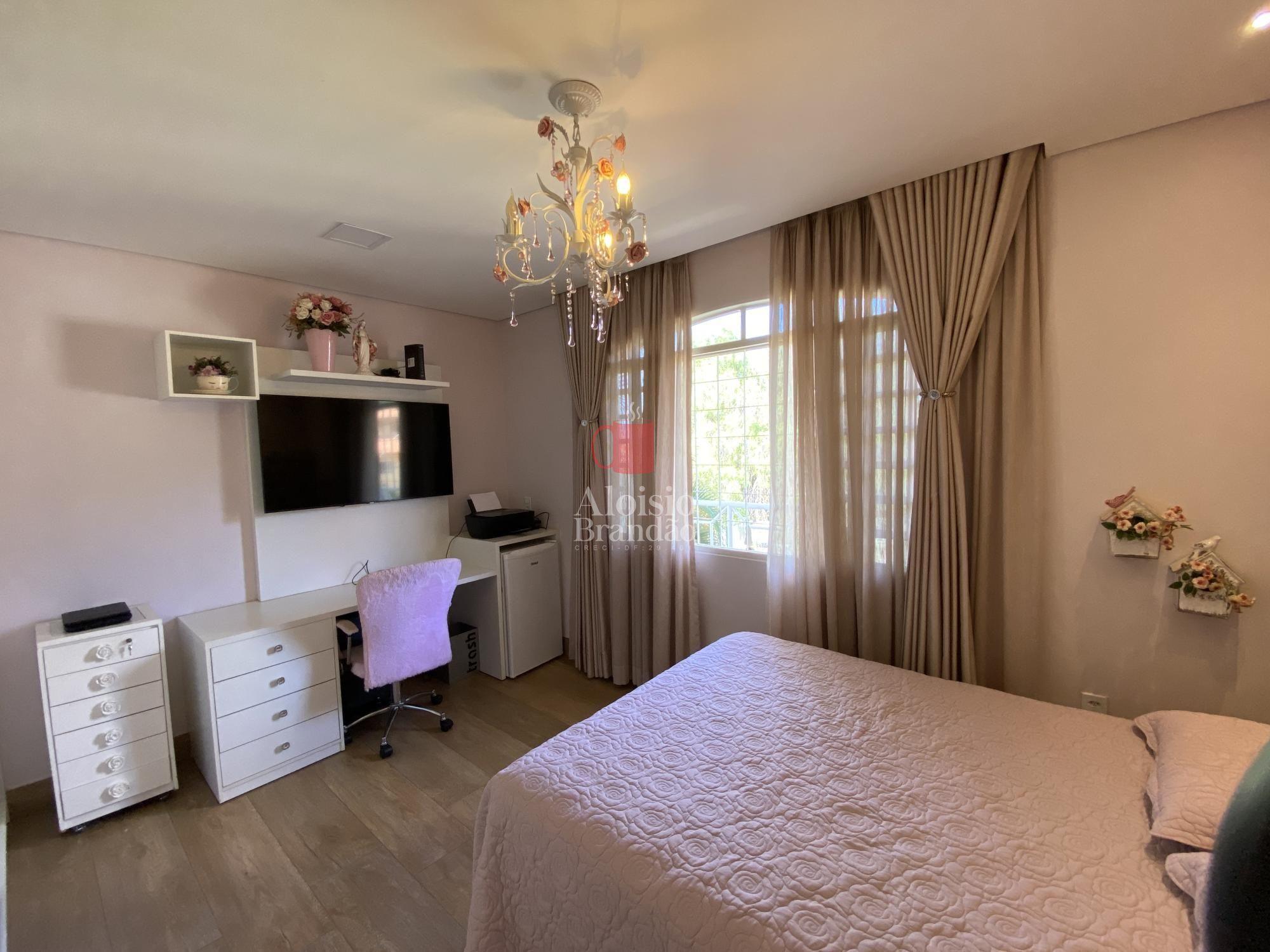 Casa de Condomínio à venda com 3 quartos, 300m² - Foto 19