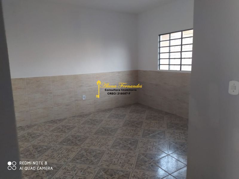 Casa à venda com 6 quartos, 221m² - Foto 17