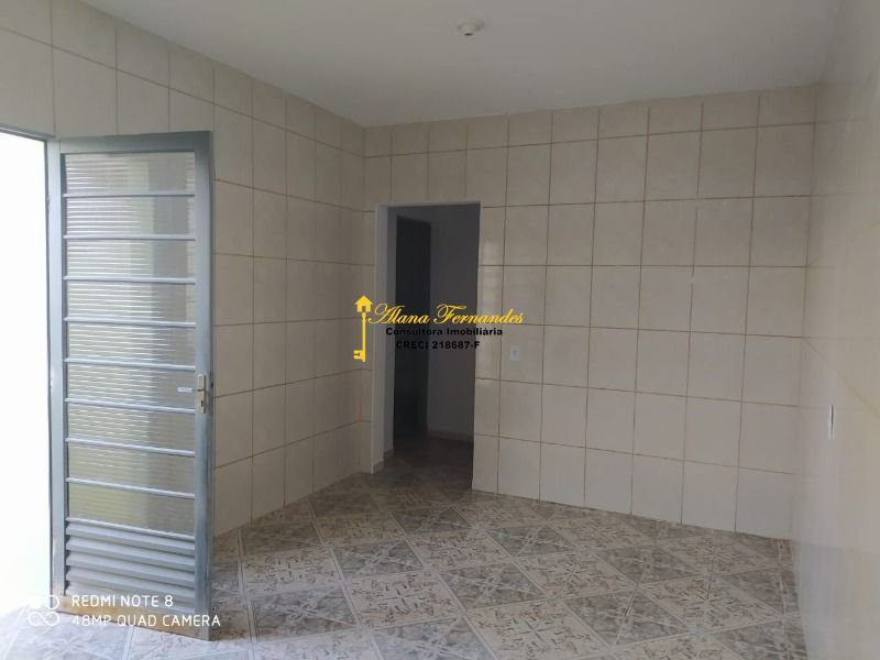 Casa à venda com 6 quartos, 221m² - Foto 41