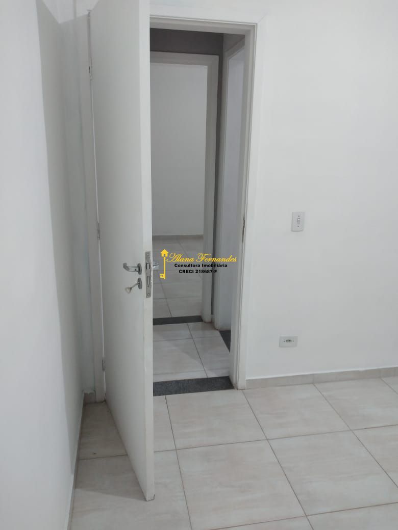 Apartamento à venda com 2 quartos, 50m² - Foto 3