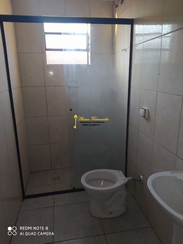 Casa à venda com 6 quartos, 221m² - Foto 29