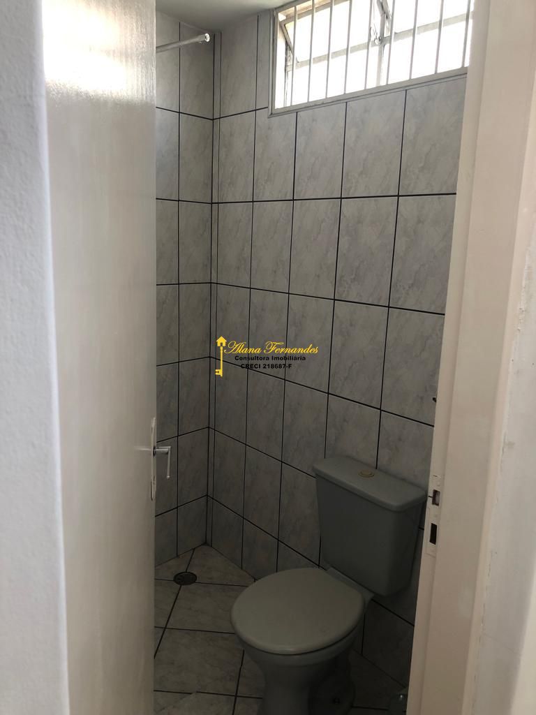 Loja-Salão para alugar com 3 quartos, 140m² - Foto 13