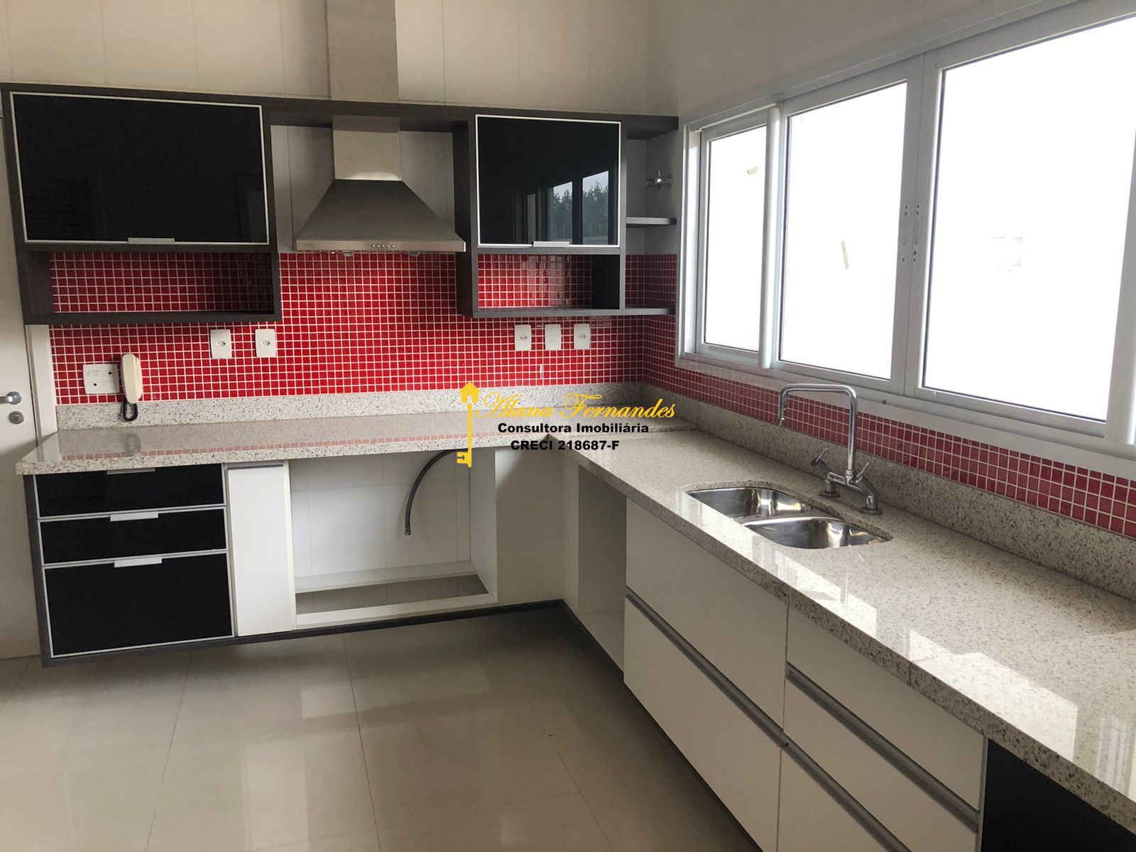 Casa de Condomínio à venda com 3 quartos, 380m² - Foto 23