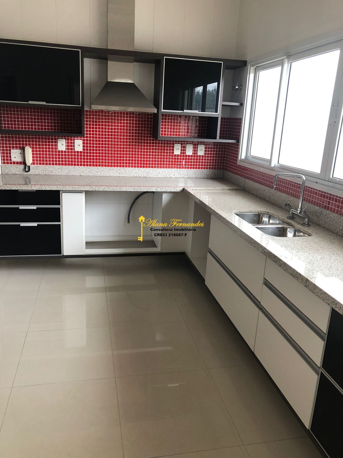 Casa de Condomínio à venda com 3 quartos, 380m² - Foto 24