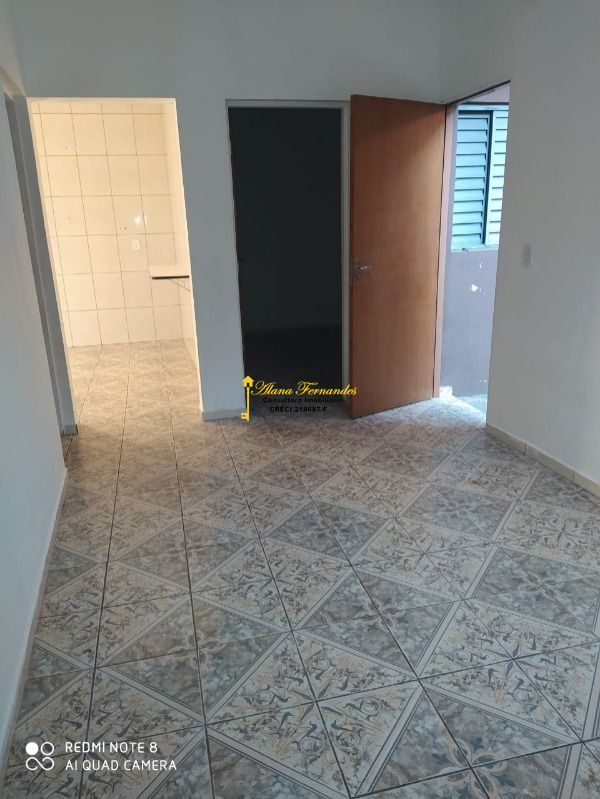 Casa à venda com 6 quartos, 221m² - Foto 39