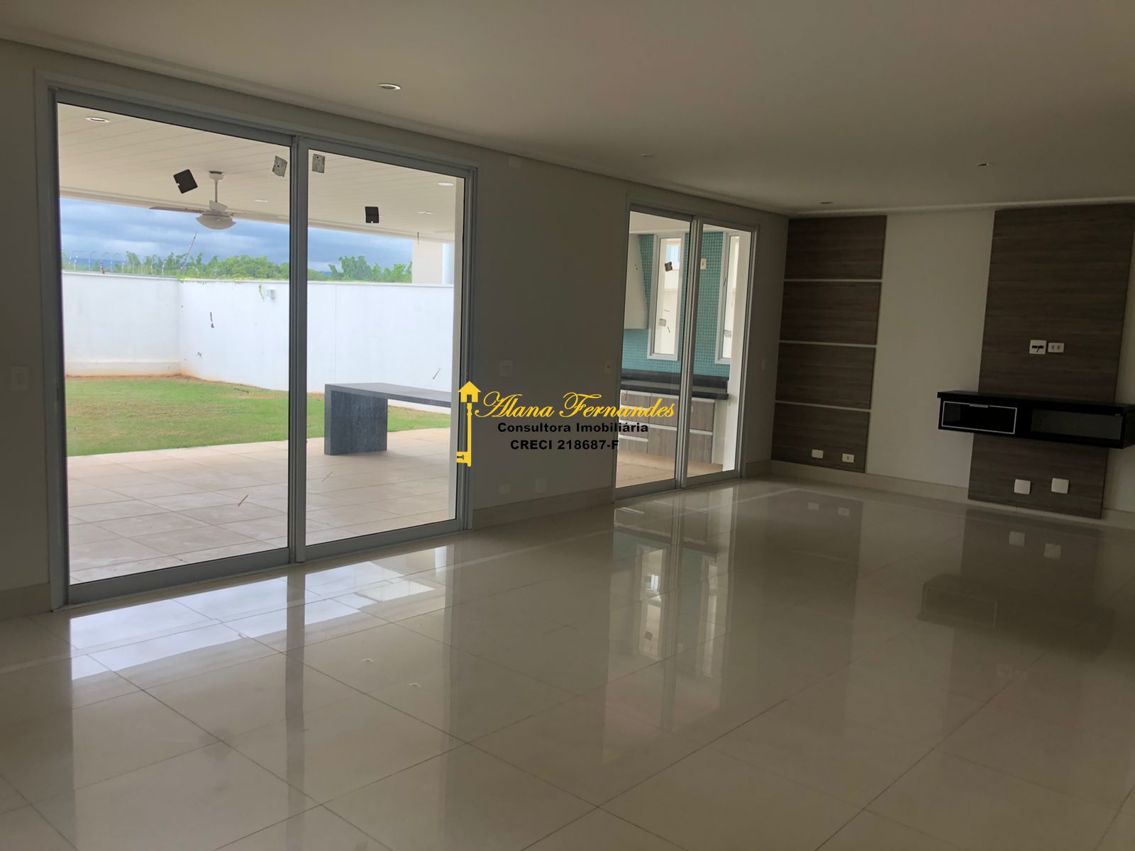 Casa de Condomínio à venda com 3 quartos, 380m² - Foto 15