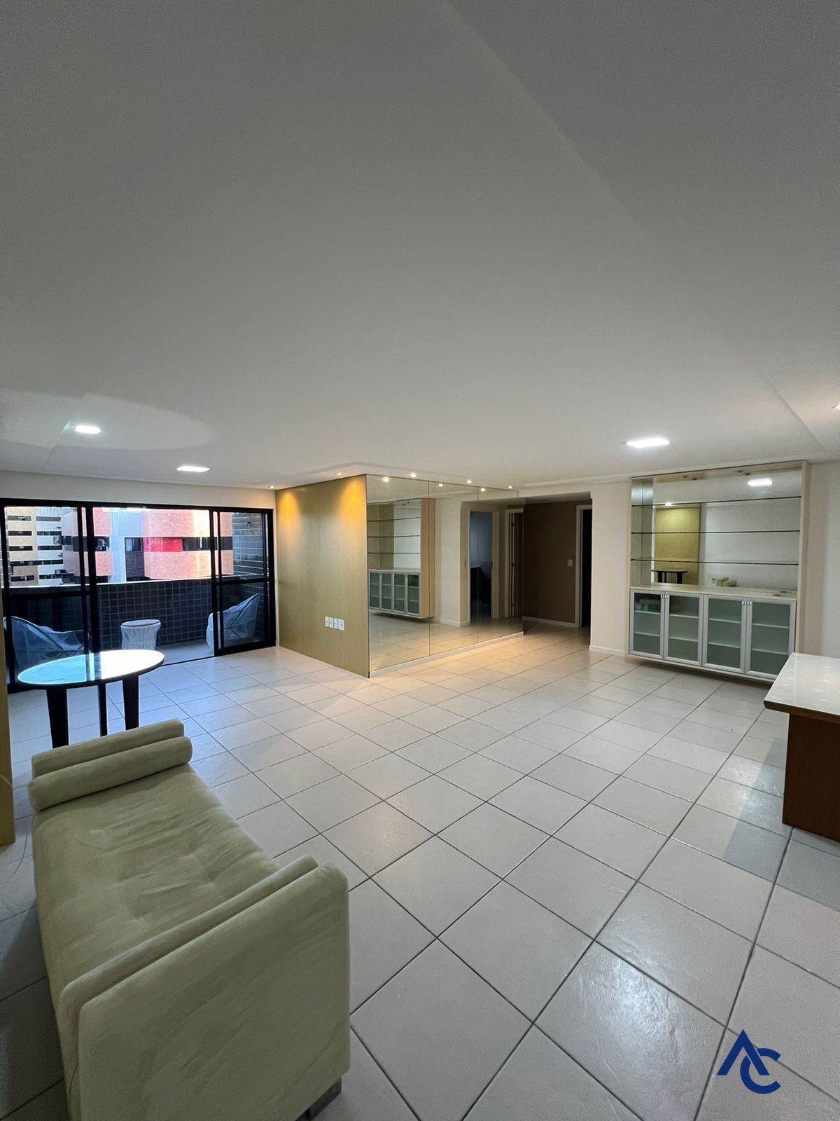 Apartamento, 3 quartos, 120 m² - Foto 1
