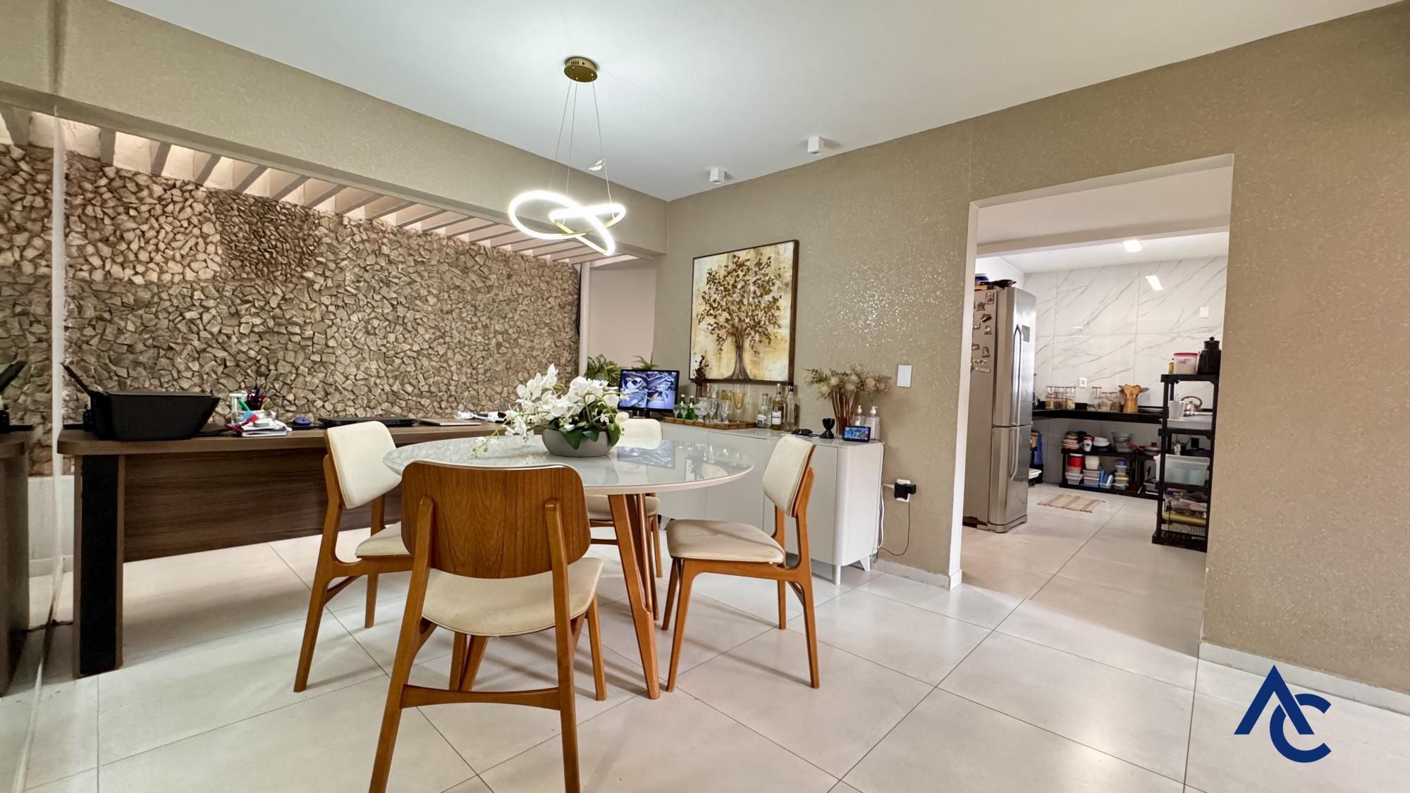 Casa, 6 quartos, 230 m² - Foto 3