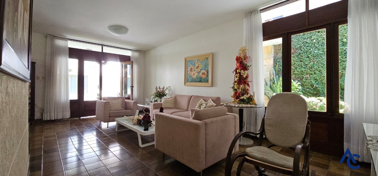 Casa, 4 quartos, 300 m² - Foto 10