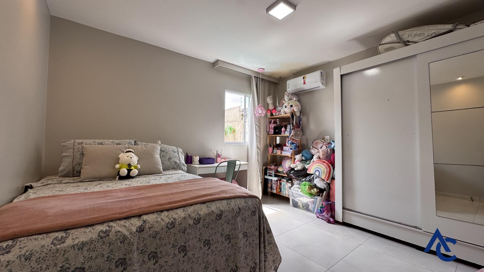 Casa, 6 quartos, 230 m² - Foto 9