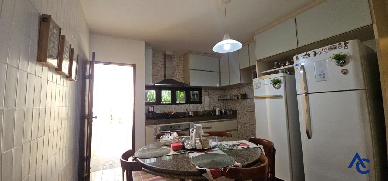 Casa, 4 quartos, 300 m² - Foto 21