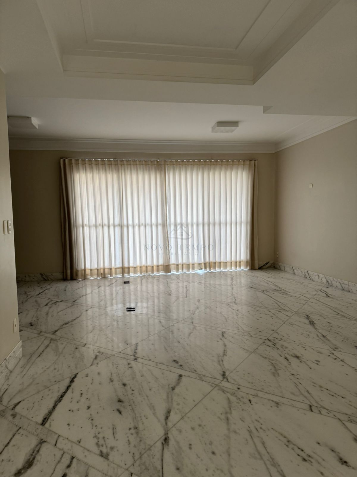 Apartamento, 3 quartos, 145 m² - Foto 2