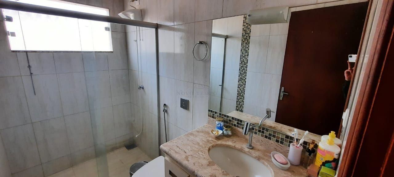 Casa, 3 quartos, 200 m² - Foto 13