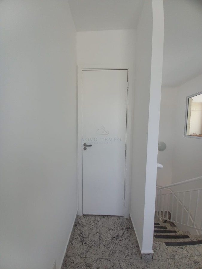 Apartamento para alugar com 2 quartos, 110m² - Foto 16