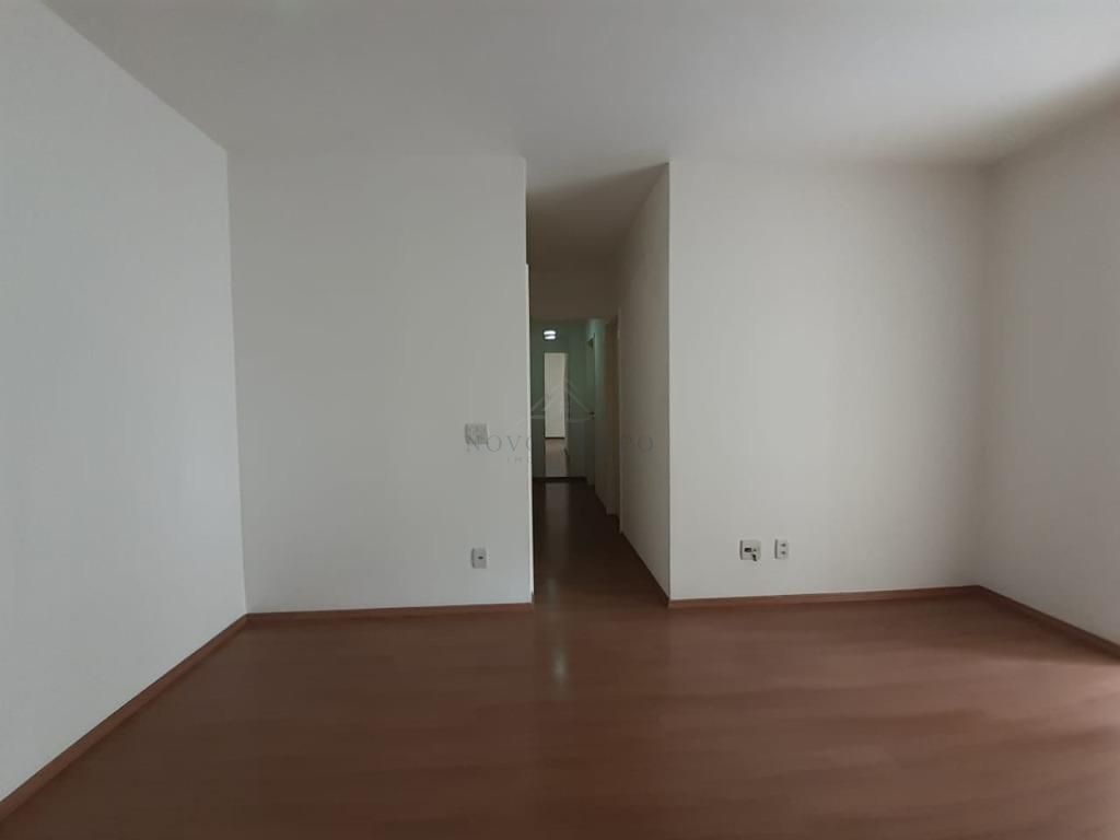 Apartamento para alugar com 3 quartos, 85m² - Foto 4