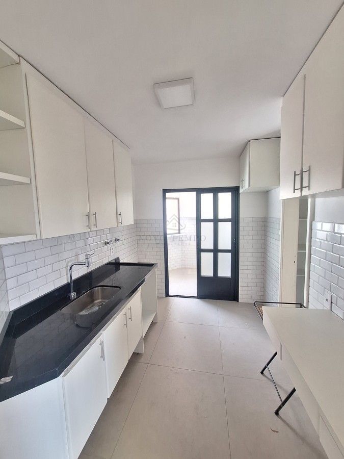 Apartamento para alugar com 2 quartos, 127m² - Foto 6