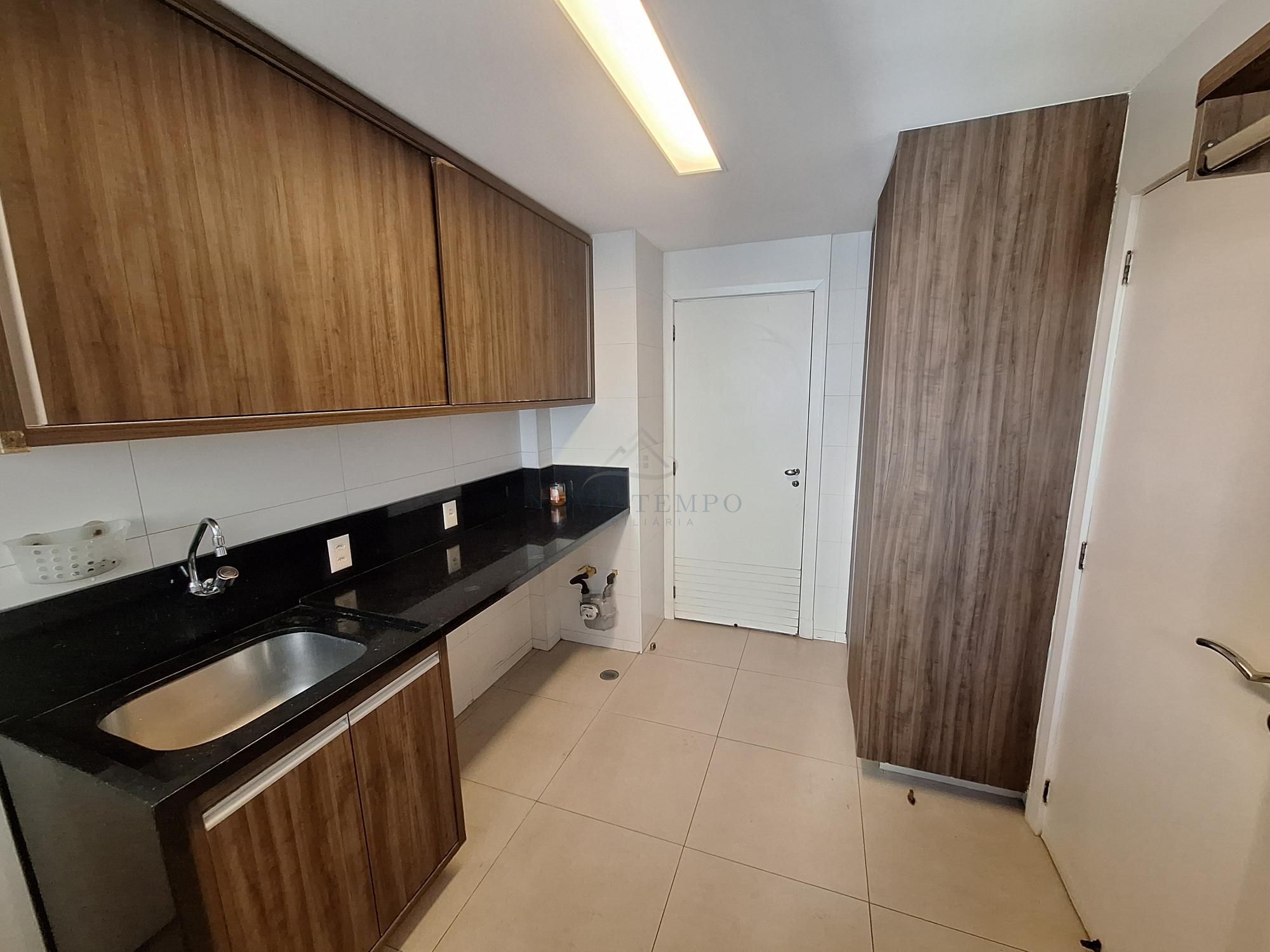 Apartamento, 3 quartos, 261 m² - Foto 12