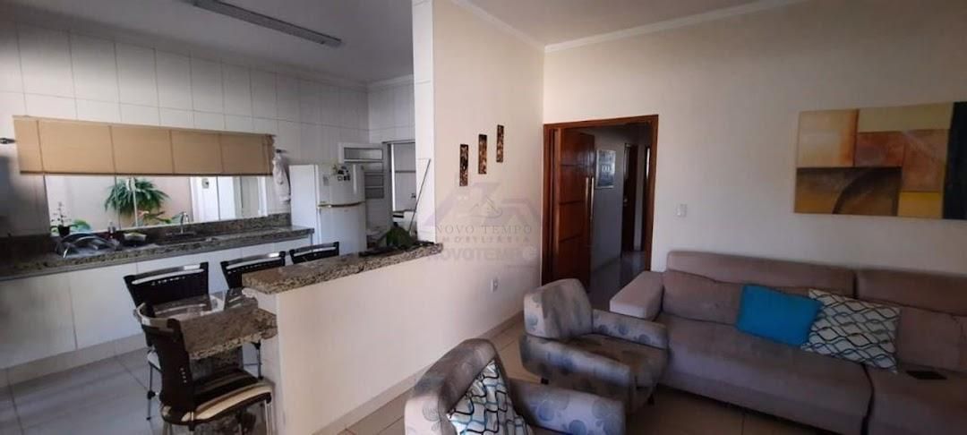 Casa, 3 quartos, 200 m² - Foto 3