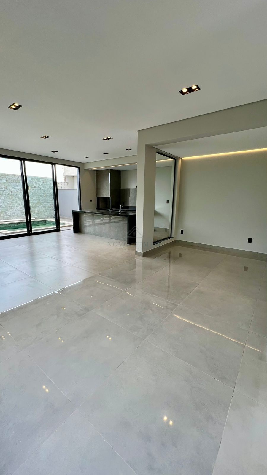 Casa, 3 quartos, 217 m² - Foto 3