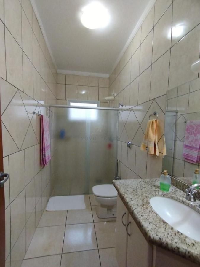 Casa, 3 quartos, 249 m² - Foto 17