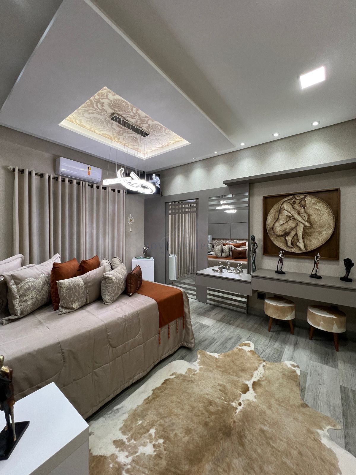 Casa, 3 quartos, 219 m² - Foto 1